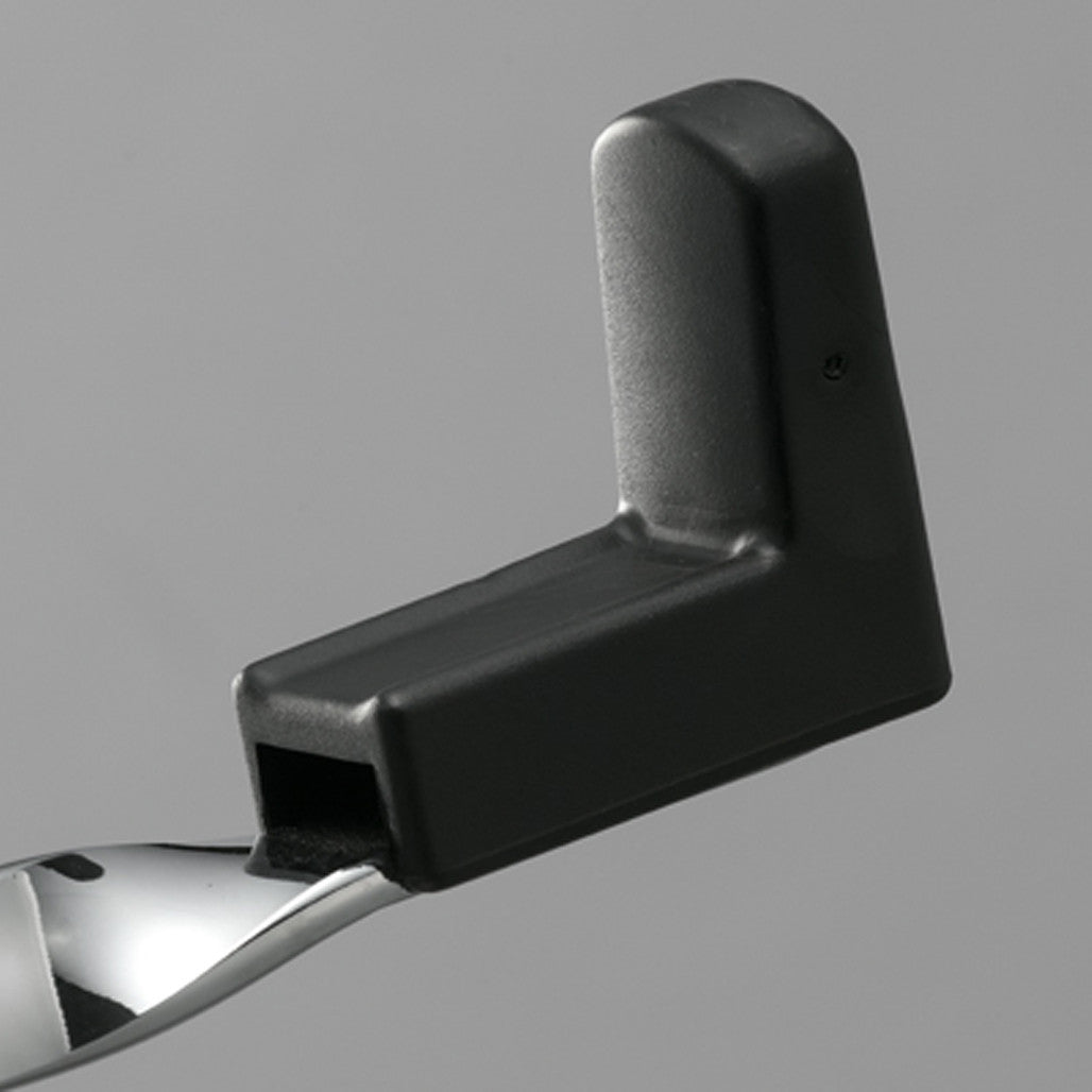 Close-up of the adjustable basket claw on the Tama Stage Master HS40WN Snare Drum Stand.